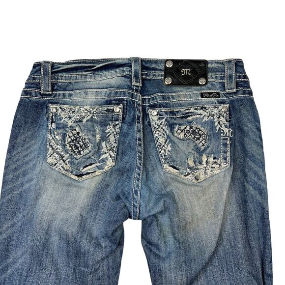Miss Me Relaxed Bootcut Low Rise Jeans Y2K Bling Rhinestones Embellished 30 - Picture 1 of 9